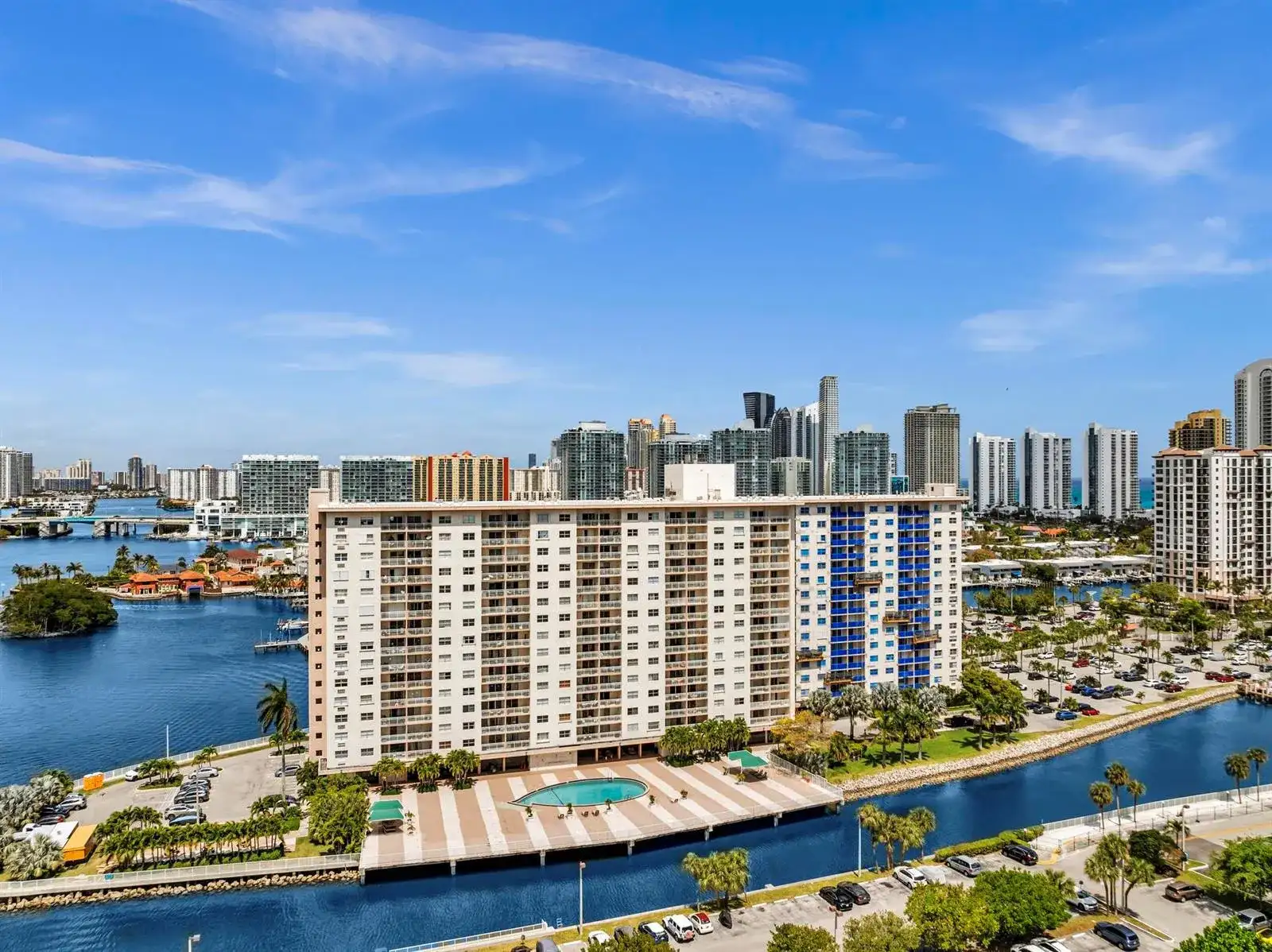 400 Kings Point Drive # 1628, Sunny Isles Beach FL 33160 photo 2