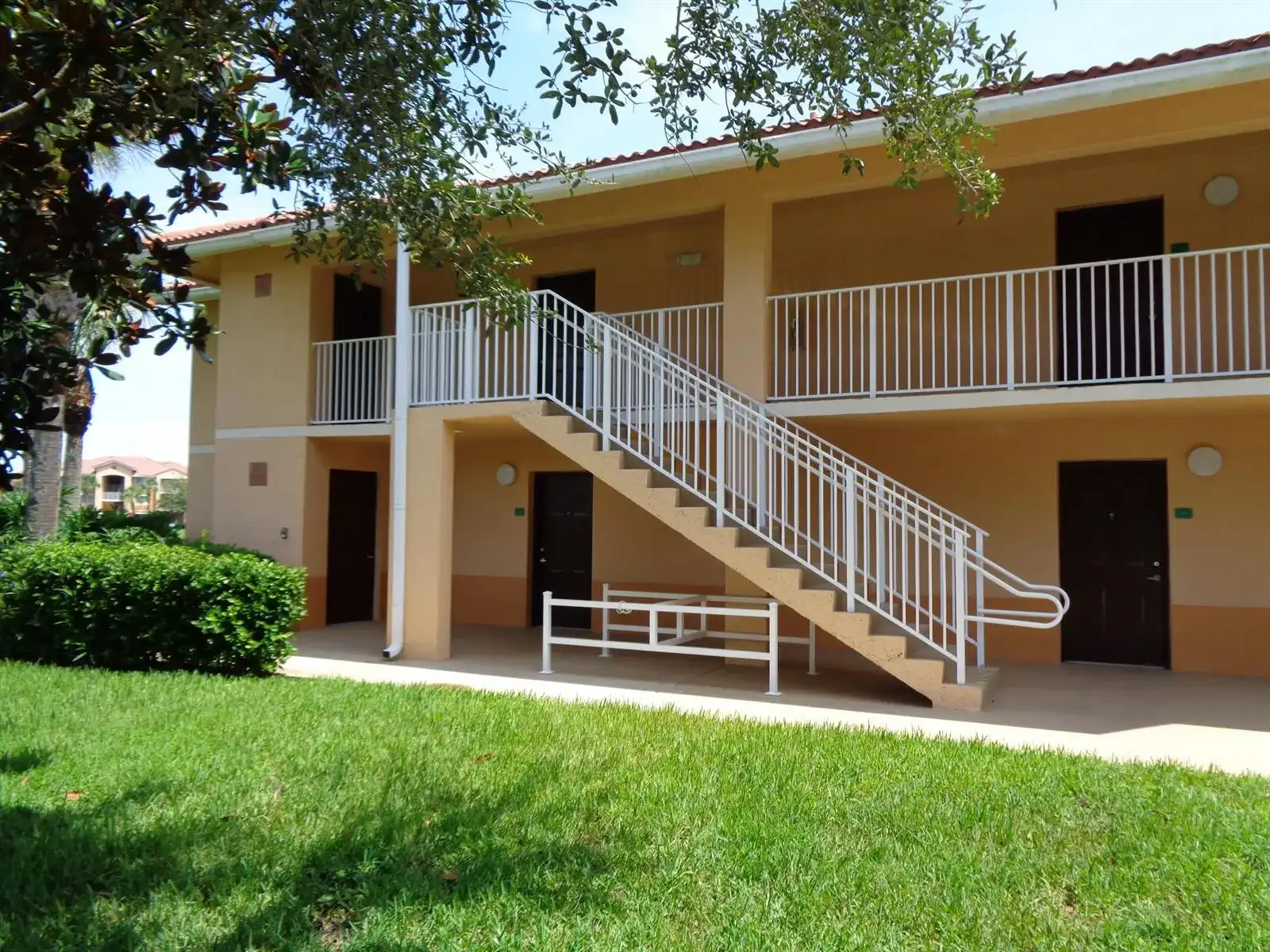 191 SW Palm Drive NW # 102, Port St. Lucie FL 34986