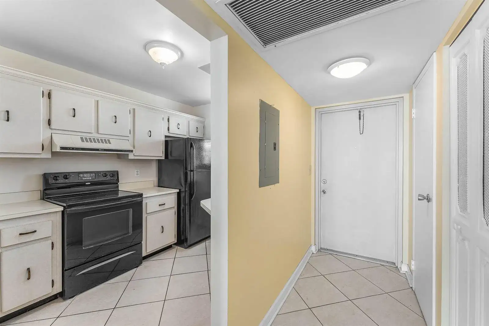 3545 S Ocean Boulevard # 405, South Palm Beach FL 33480 photo 2