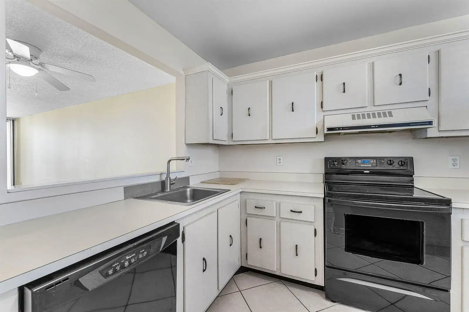 3545 S Ocean Boulevard # 405, South Palm Beach FL 33480 photo 3