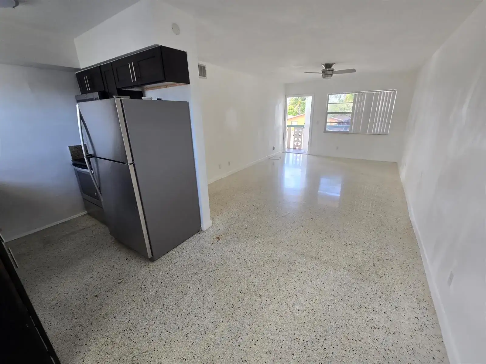 270 NE 40th Street NE # 26, Oakland Park FL 33334 photo 5