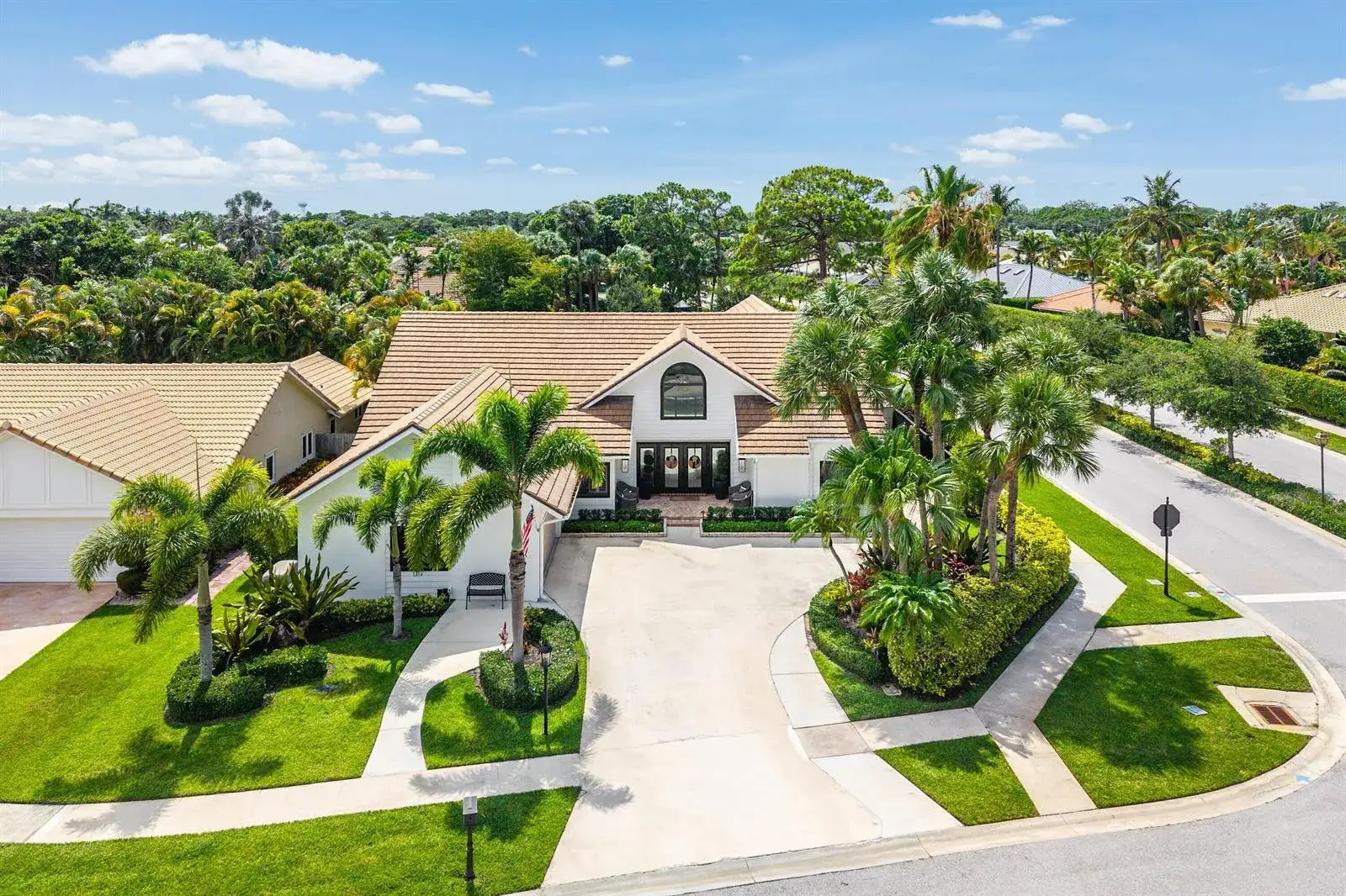 2707 Biarritz Drive, Palm Beach Gardens FL 33410