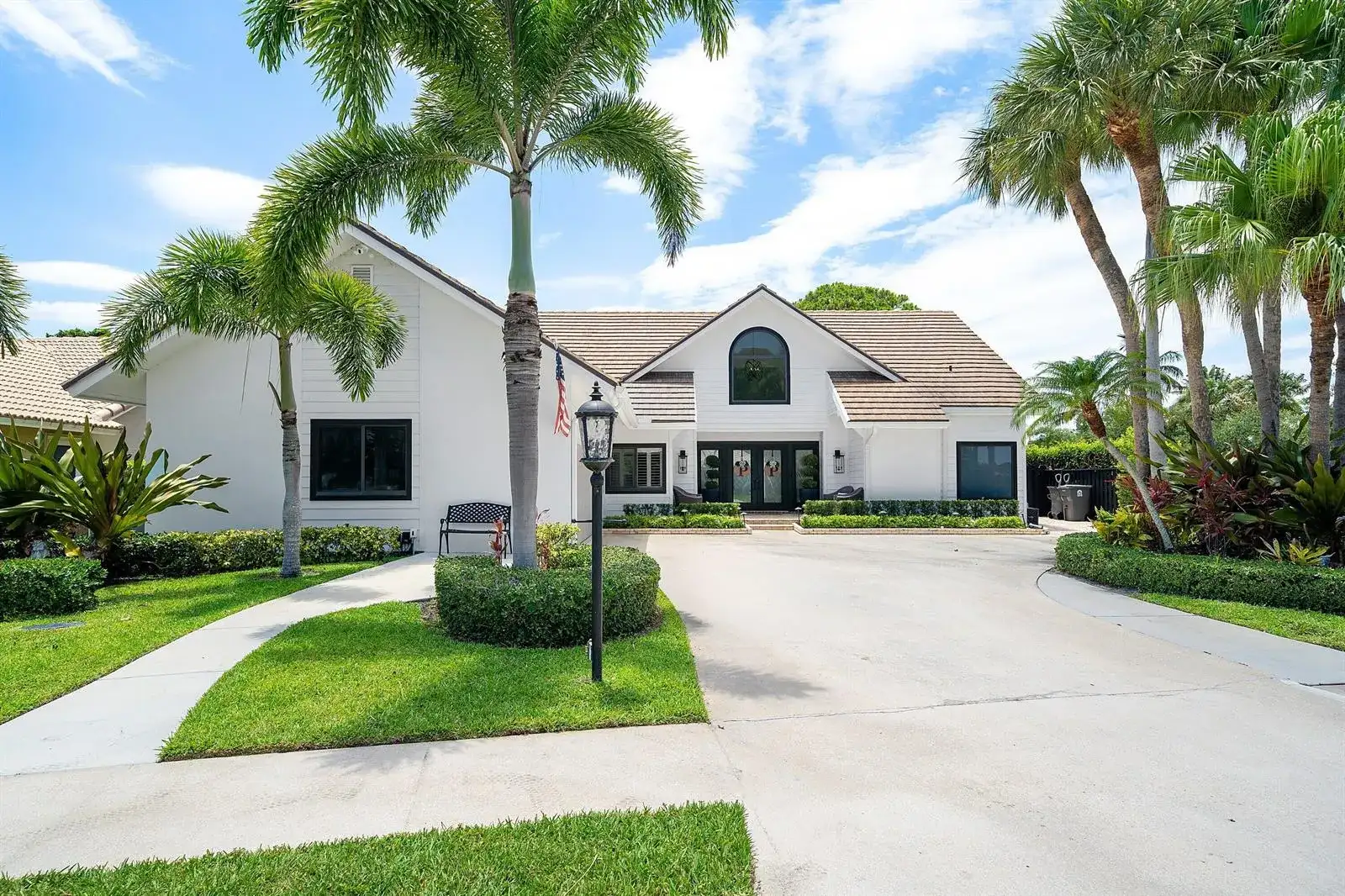 2707 Biarritz Drive, Palm Beach Gardens FL 33410 photo 2