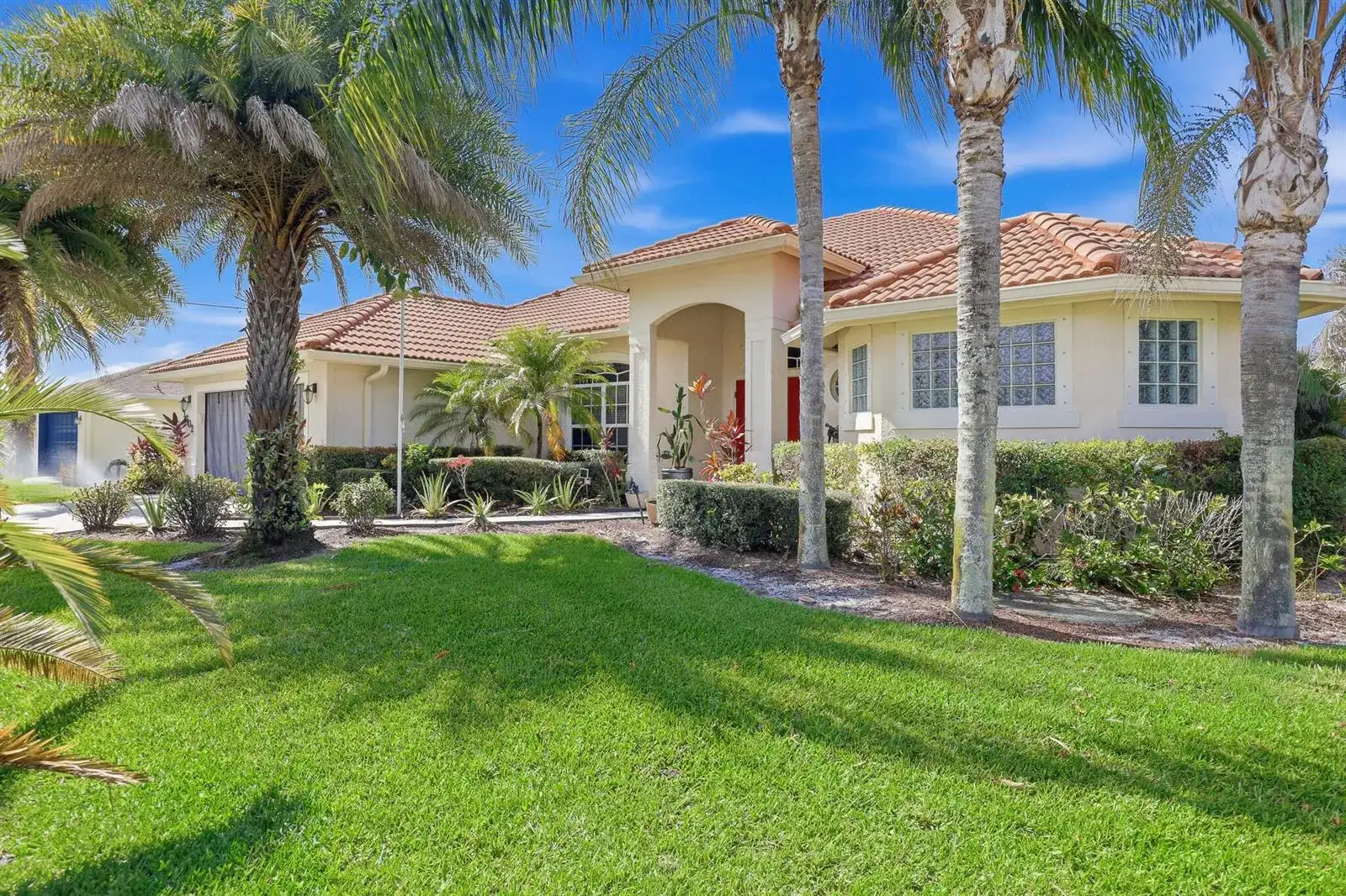 1602 SW Cefalu Circle, Port St. Lucie FL 34953 photo 2