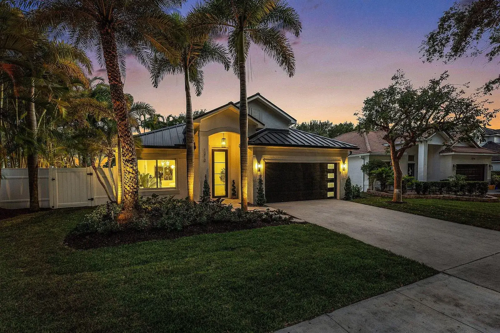 1210 Delray Lakes Drive, Delray Beach FL 33444 photo 2