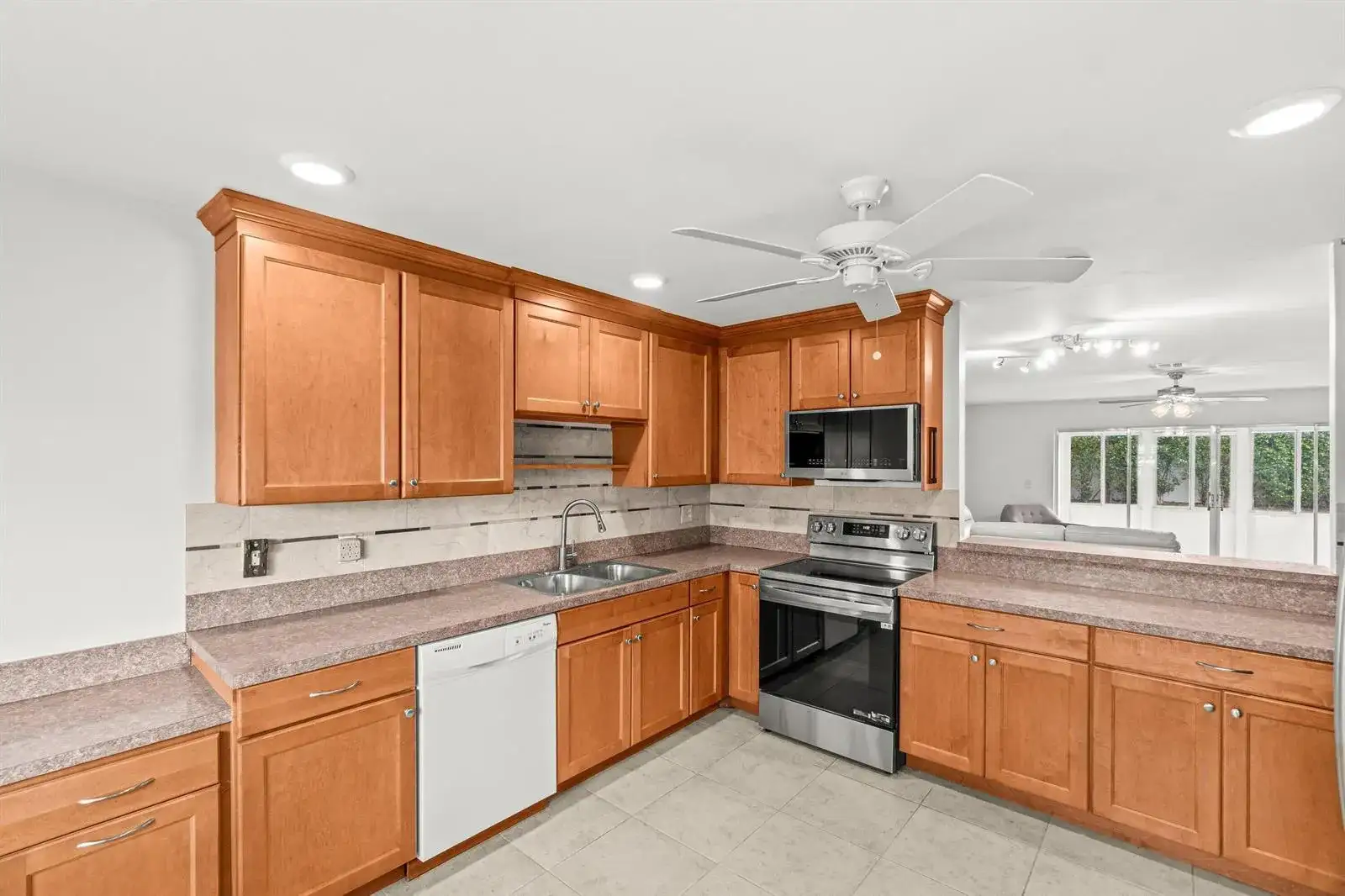 5074 Privet Place # B, Delray Beach FL 33484 photo 4
