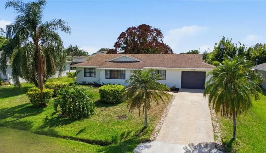 1962 SW Libra Lane, Port St. Lucie FL 34984
