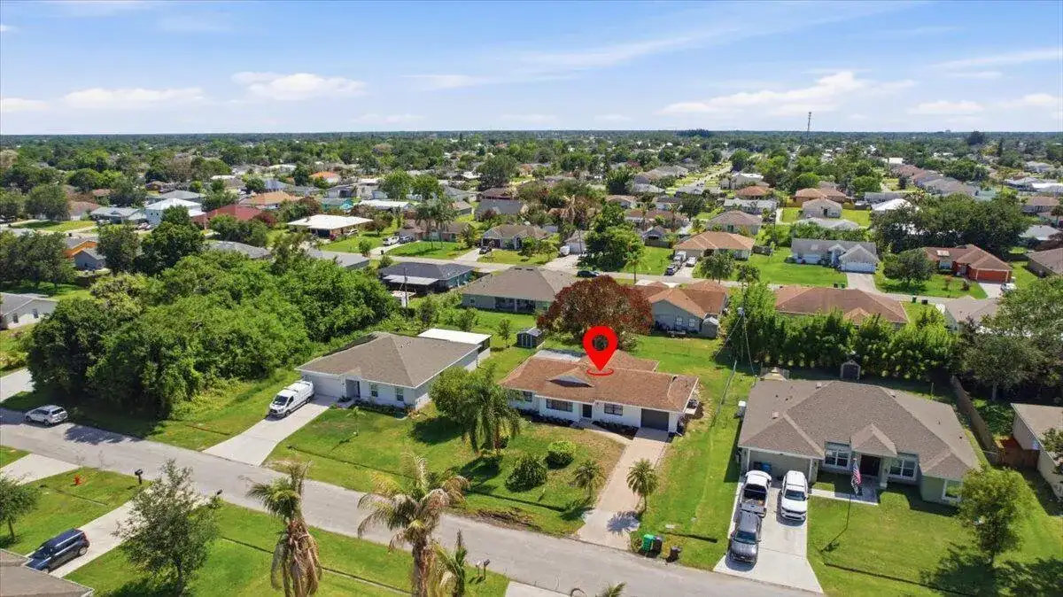 1962 SW Libra Lane, Port St. Lucie FL 34984 photo 3