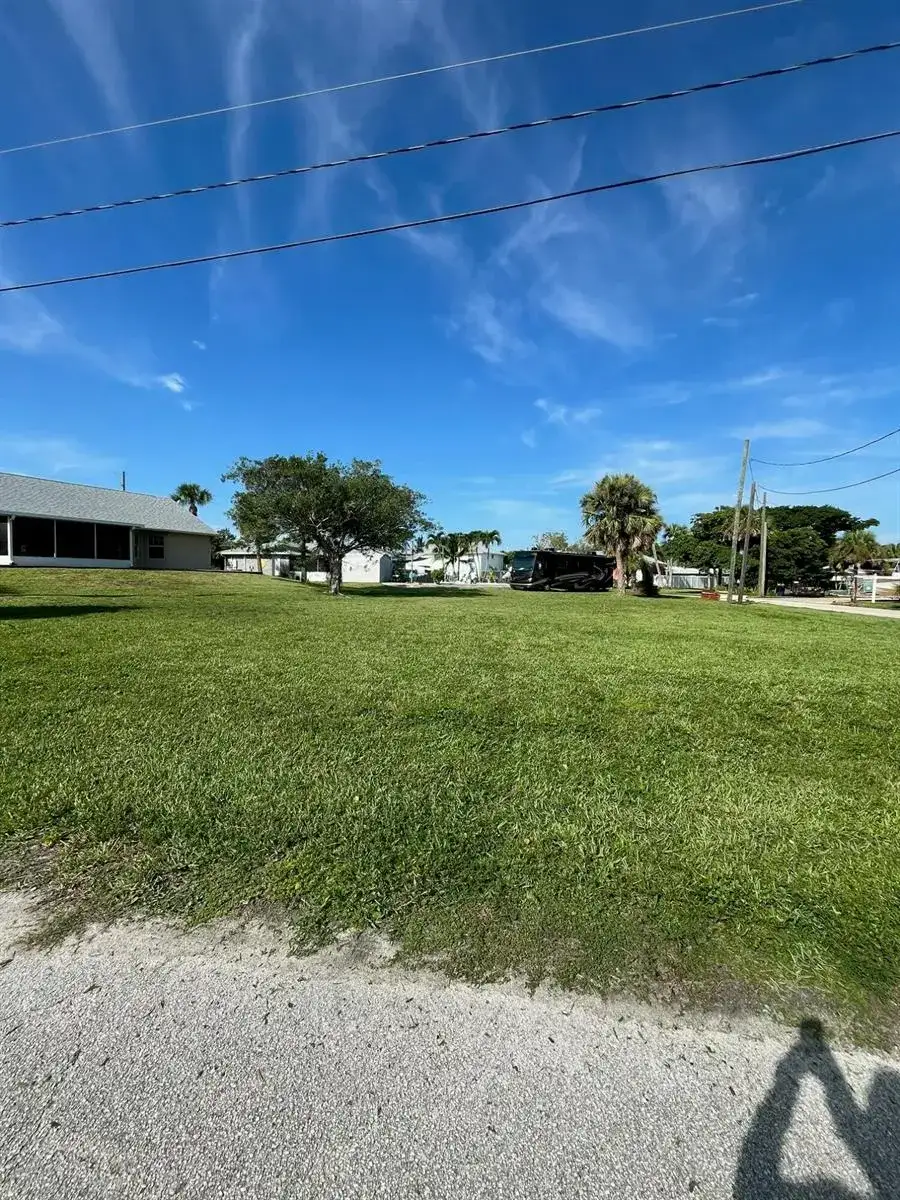 0 Coral Circle, Fort Pierce FL 34949 photo 3
