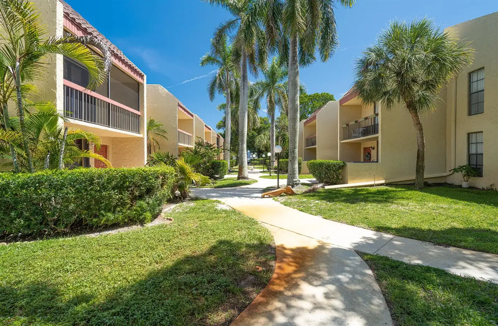 769 SE 1st Way # 85, Deerfield Beach FL 33441