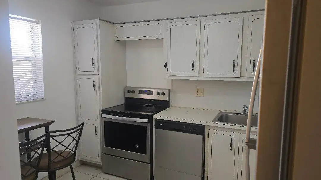 3251 Holiday Springs Boulevard # 302, Margate FL 33063 photo 4