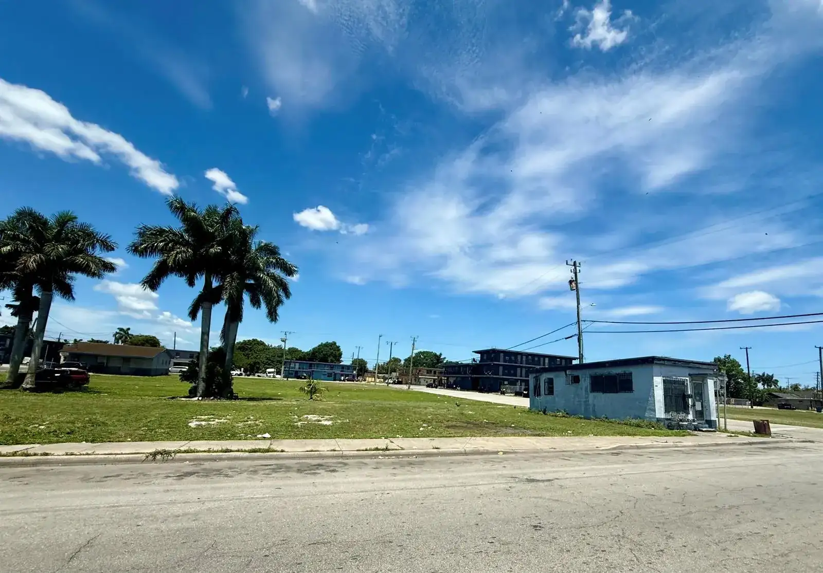 300 SW 5th Street, Belle Glade FL 33430 photo 3
