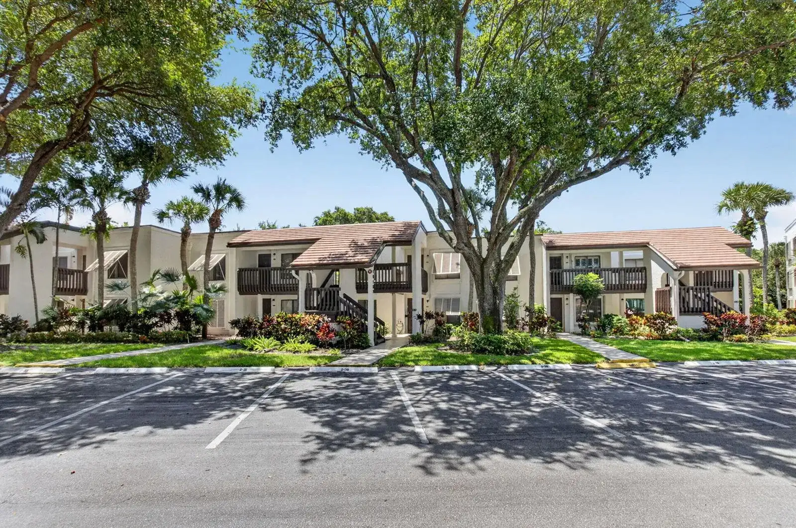 10187 Mangrove Drive # 201, Boynton Beach FL 33437 photo 4