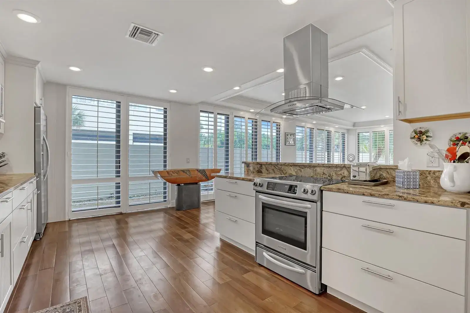 3400 N Ocean Drive # 101, Singer Island FL 33404 photo 5