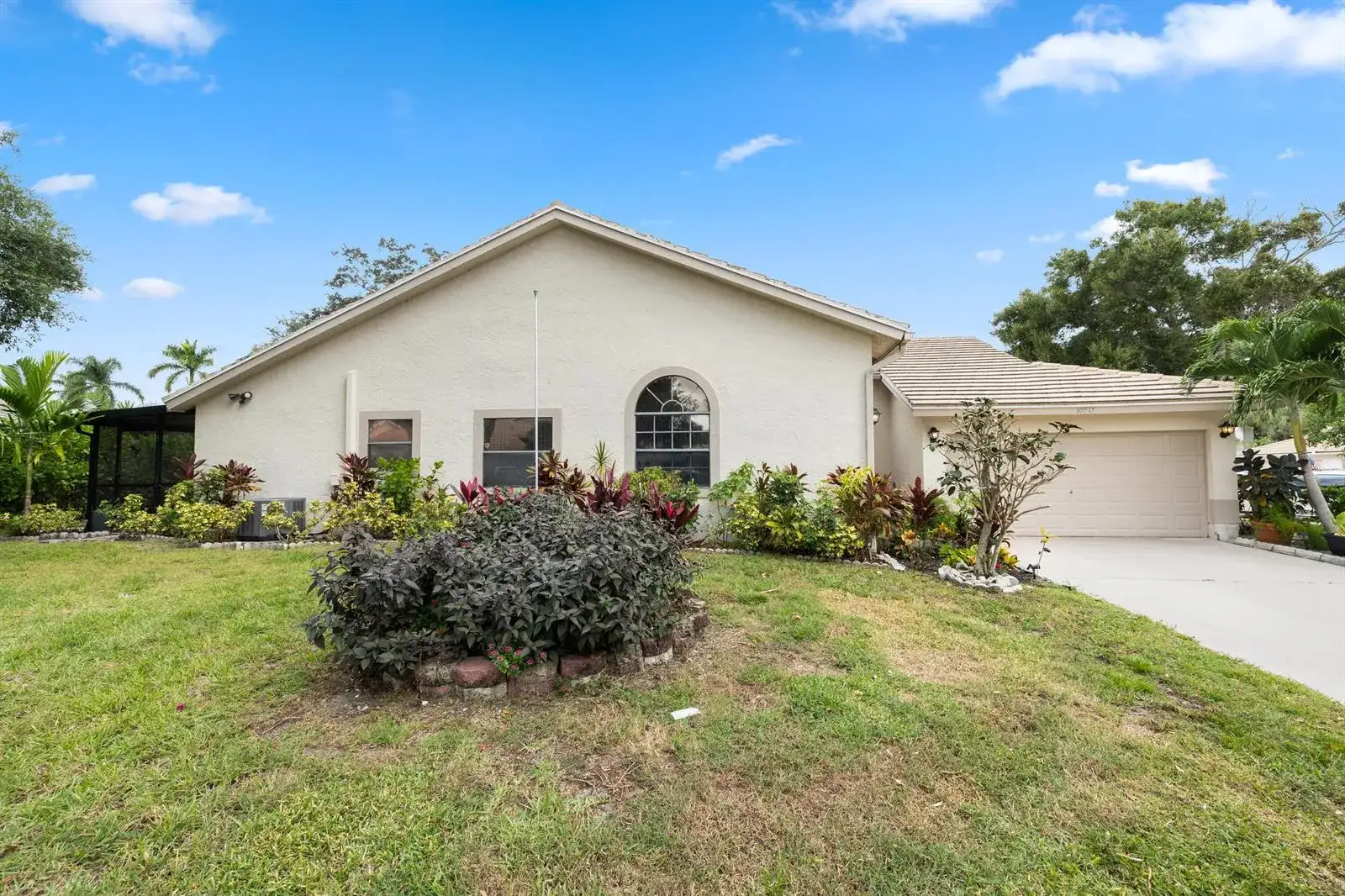 10933 Stafford Circle S, Boynton Beach FL 33436 photo 2