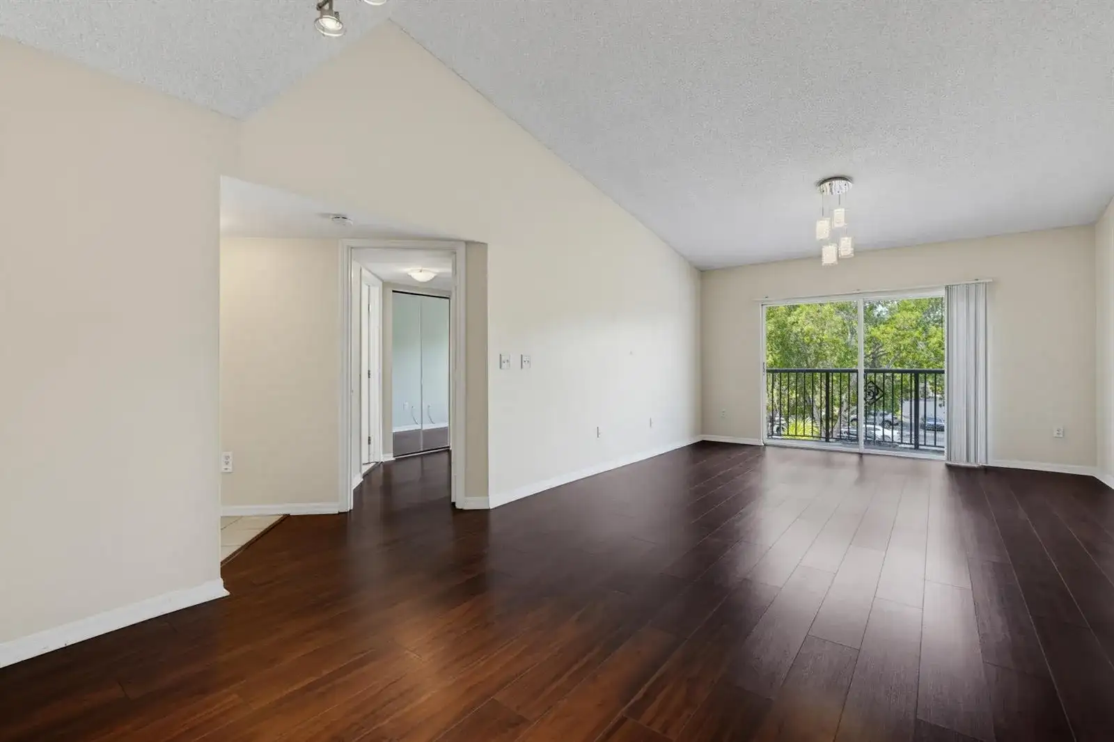 400 N Crestwood Ct Court N # 417, Royal Palm Beach FL 33411 photo 3
