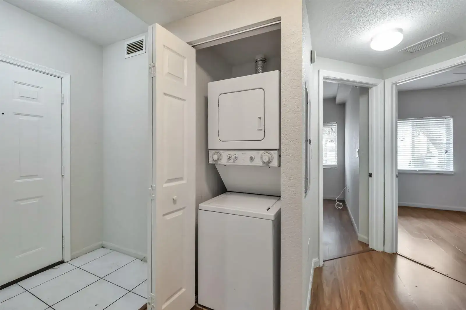 1103 Golden Lakes Boulevard # 1013, West Palm Beach FL 33411 photo 2