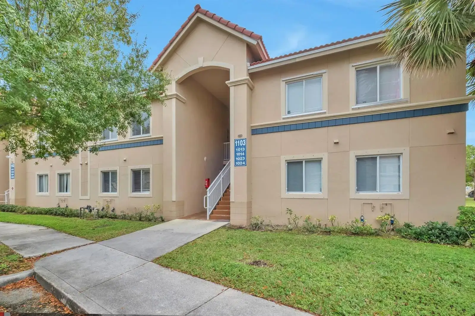 1103 Golden Lakes Boulevard # 1013, West Palm Beach FL 33411 photo 5