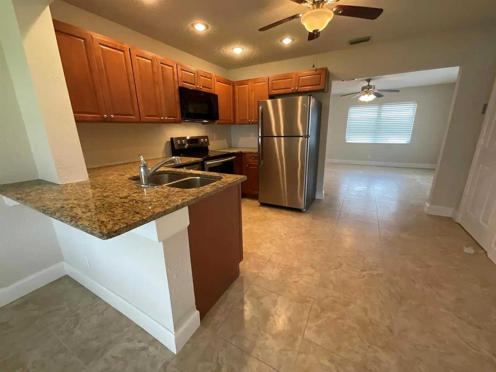 2016 SW 16th Avenue, Boynton Beach FL 33426 photo 3