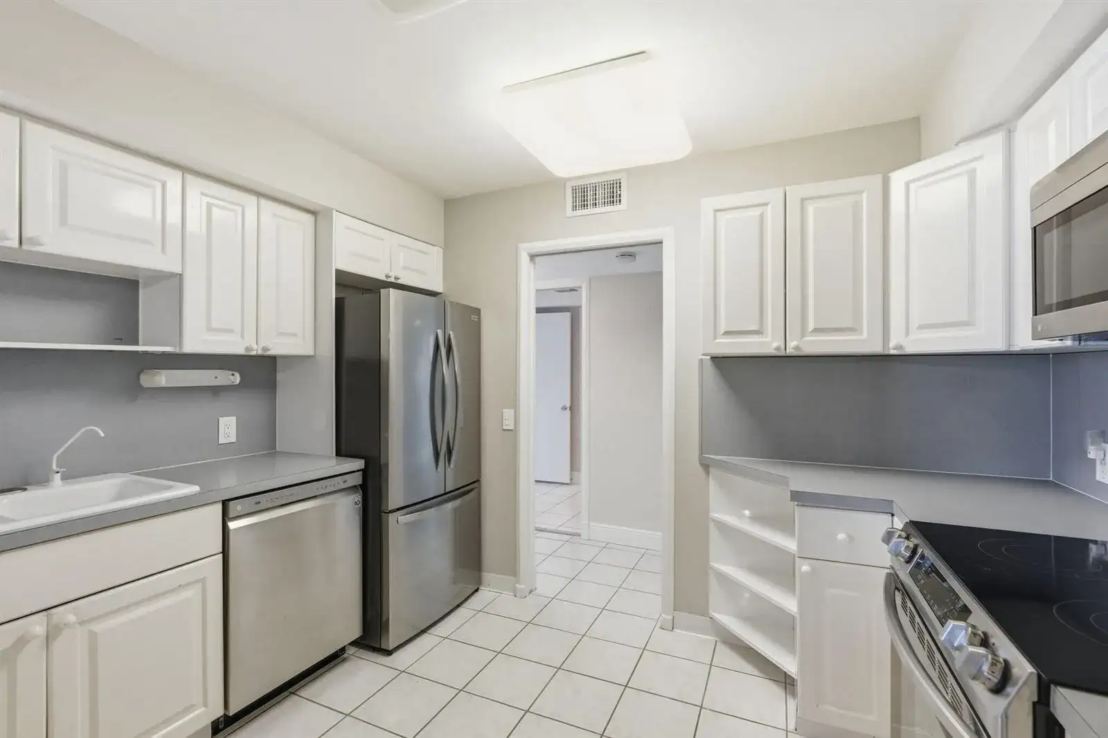 124 Lakeshore Drive # 8280, North Palm Beach FL 33408 photo 3