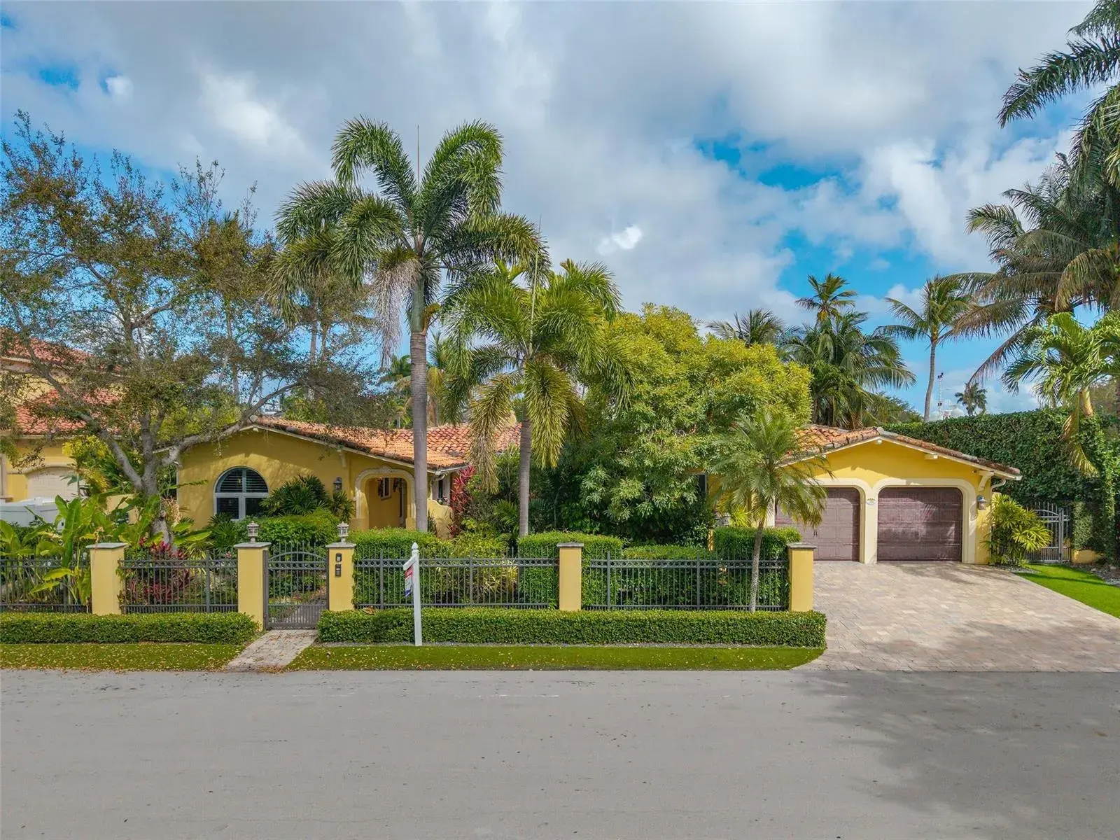 330 Royal Plaza Drive, Fort Lauderdale FL 33301