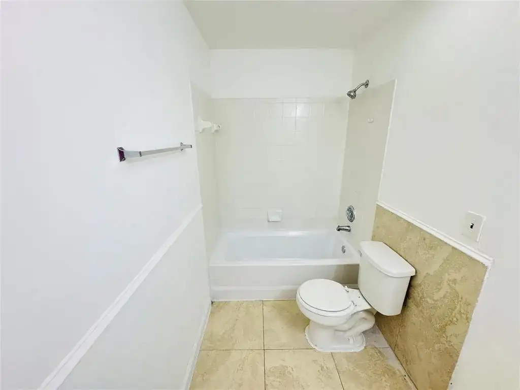1068 N Benoist Farms Road # 302, West Palm Beach FL 33411 photo 3