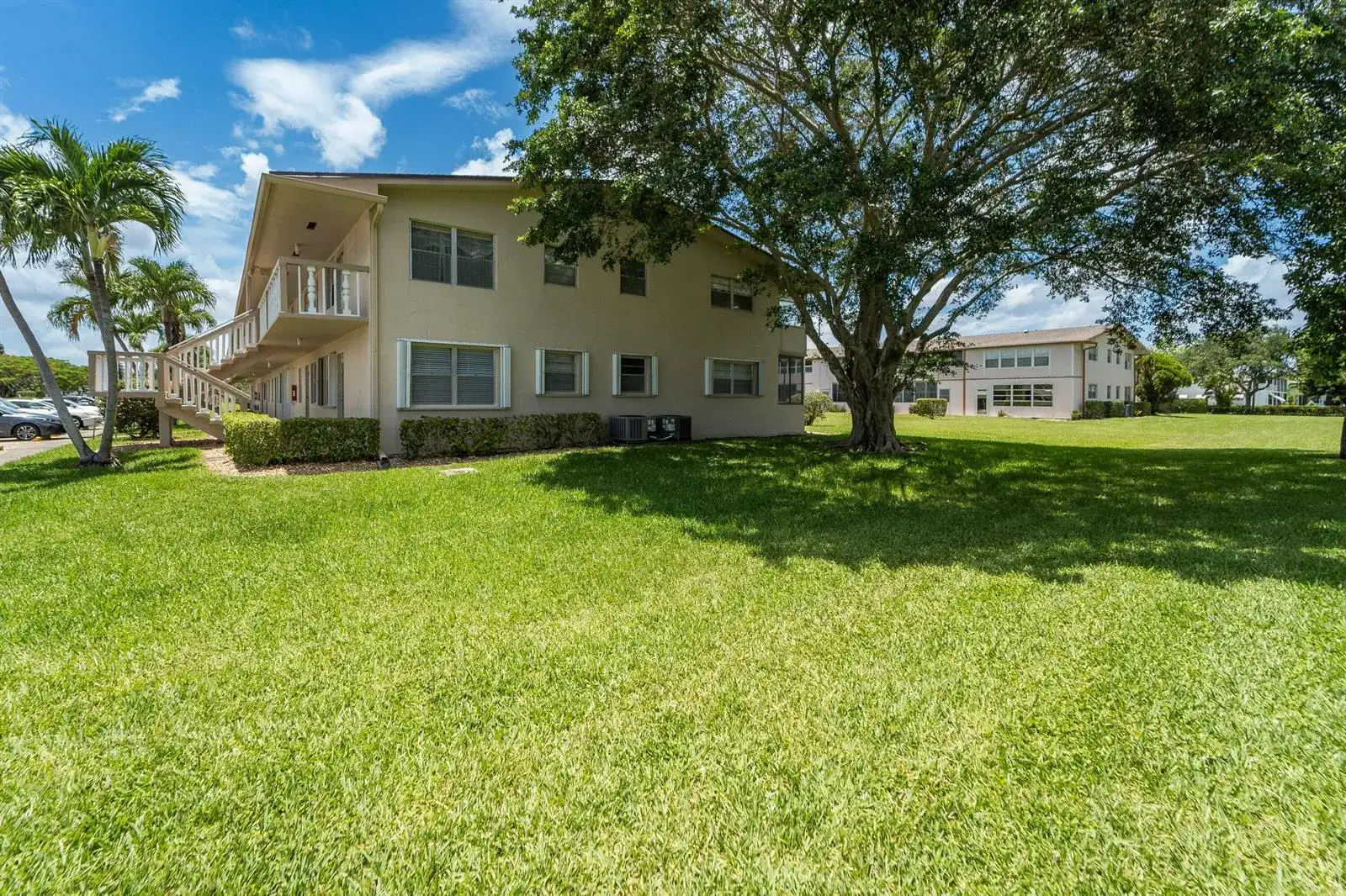 170 Kent J, West Palm Beach FL 33417 photo 4