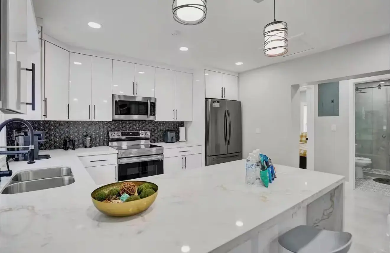 1701 Jefferson Street, Hollywood FL 33020