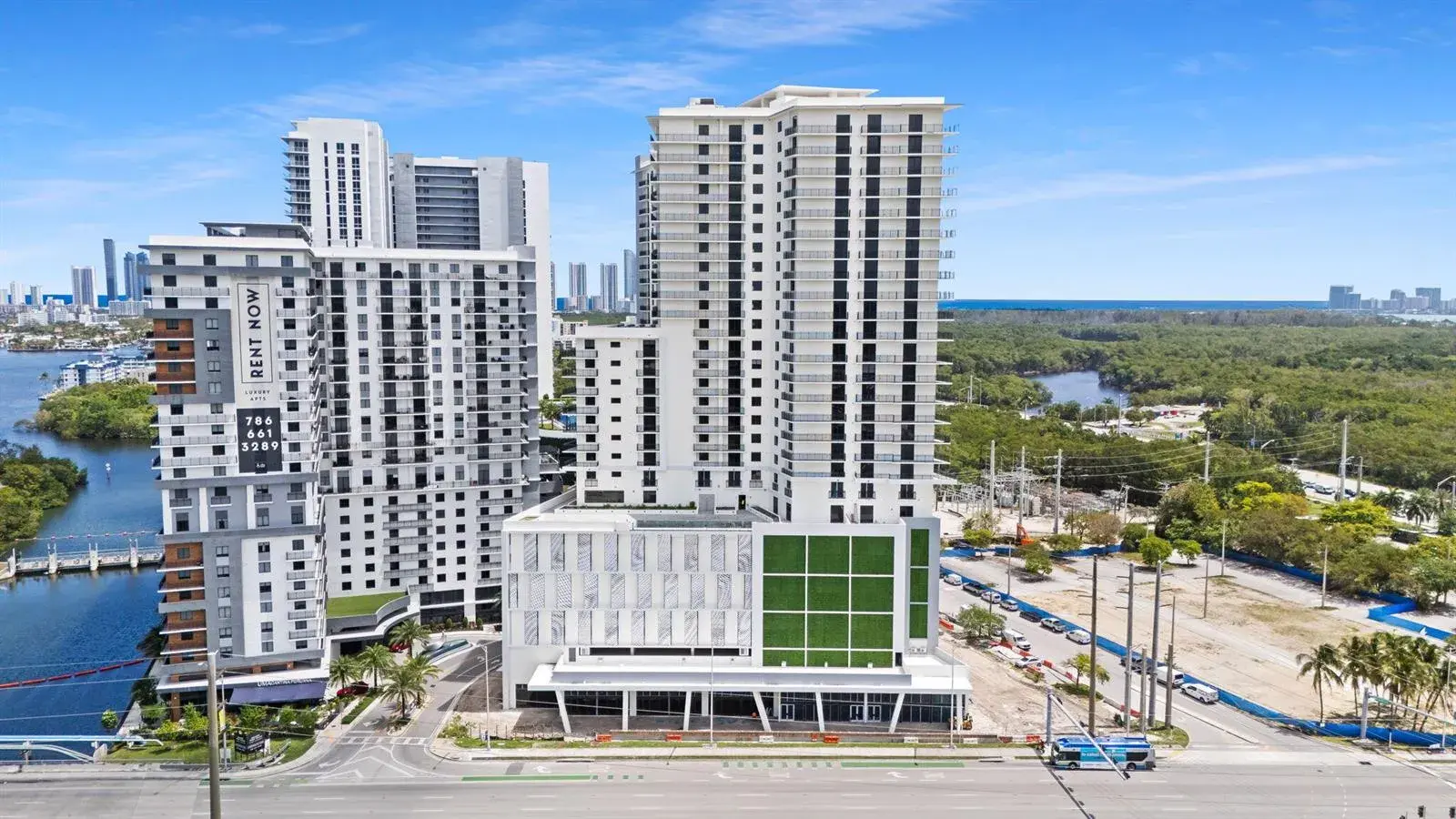16375 Biscayne Boulevard, North Miami Beach FL 33160
