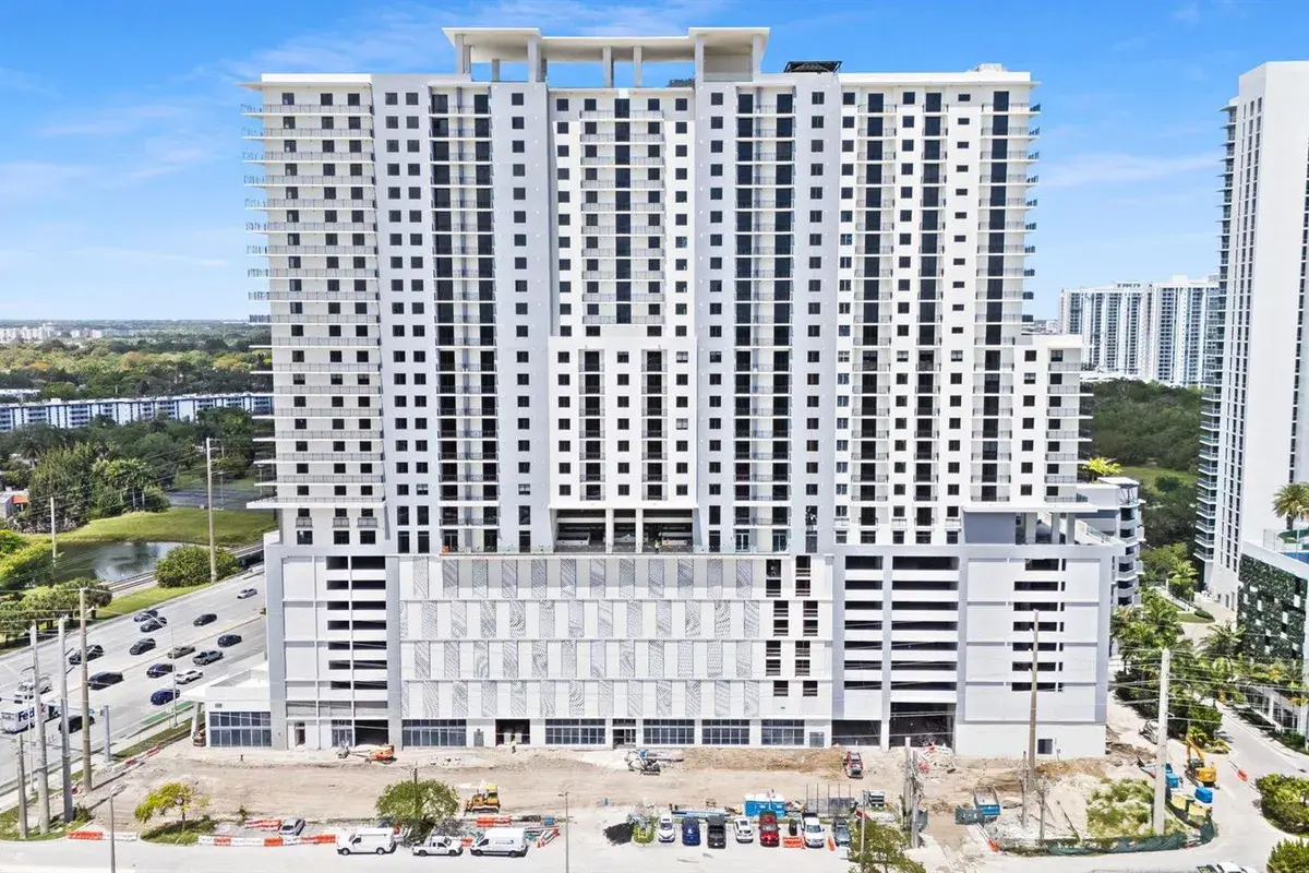 16375 Biscayne Boulevard, North Miami Beach FL 33160