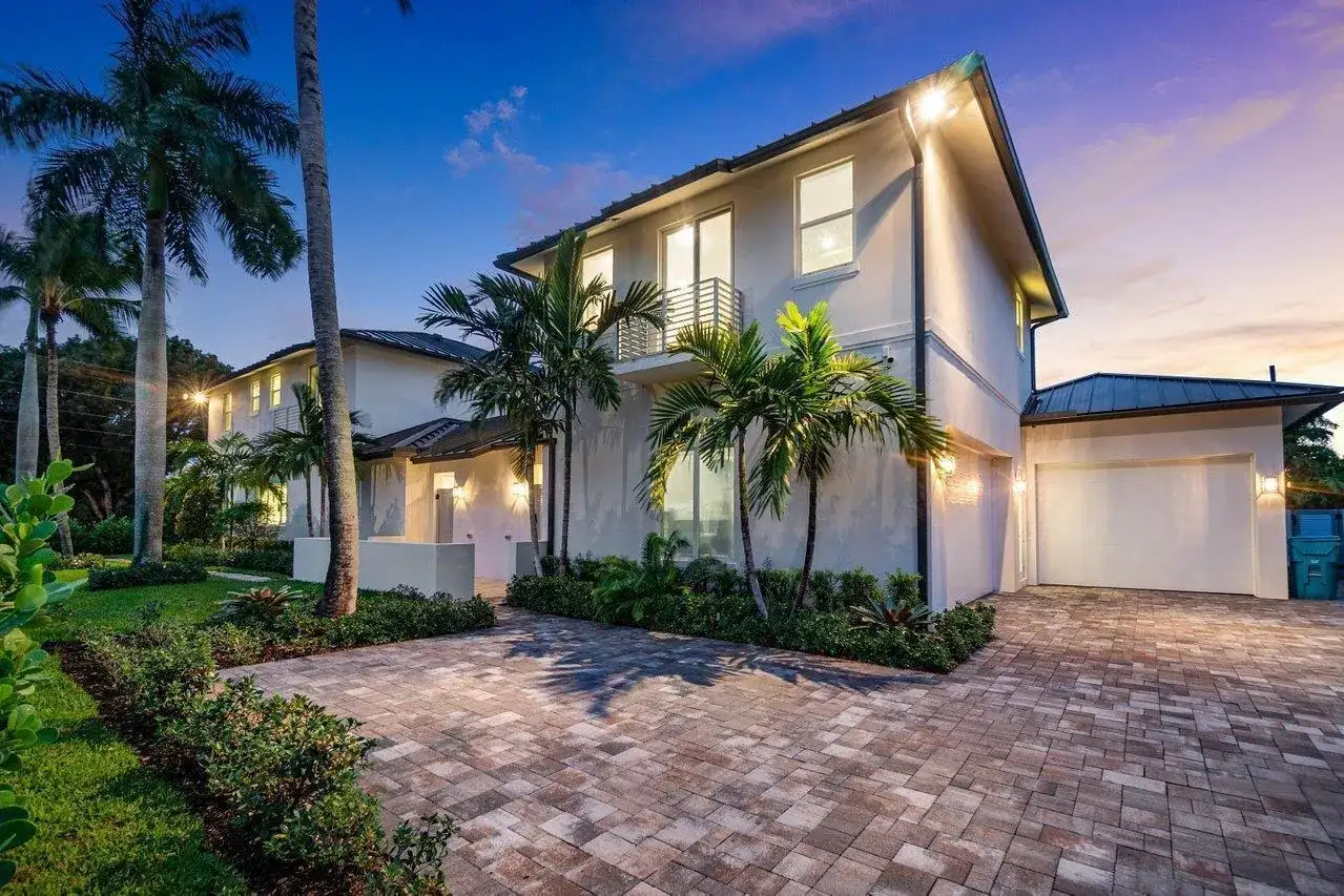 217 Gulfstream Boulevard, Boynton Beach FL 33435 photo 2