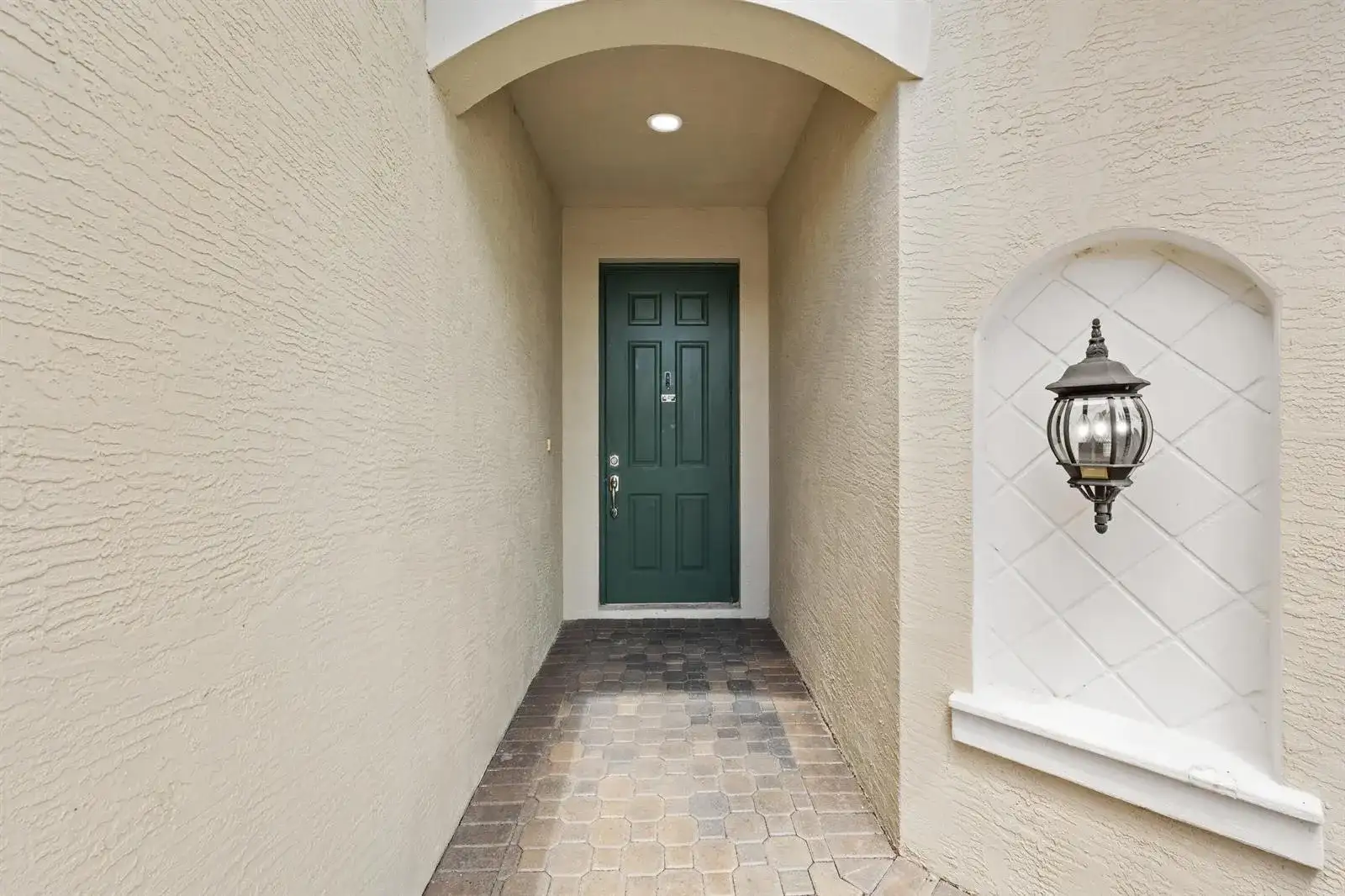 638 SW Treasure Cove, Port St. Lucie FL 34986 photo 2