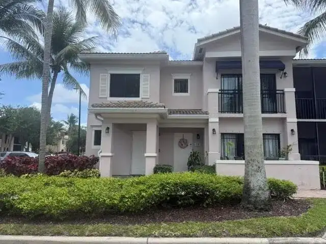 2804 Sarento Place # 107, Palm Beach Gardens FL 33410