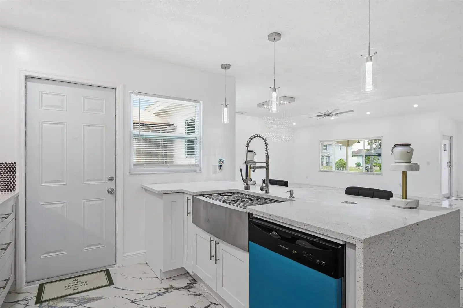 1051 SW Dubois Avenue, Port St. Lucie FL 34953 photo 5