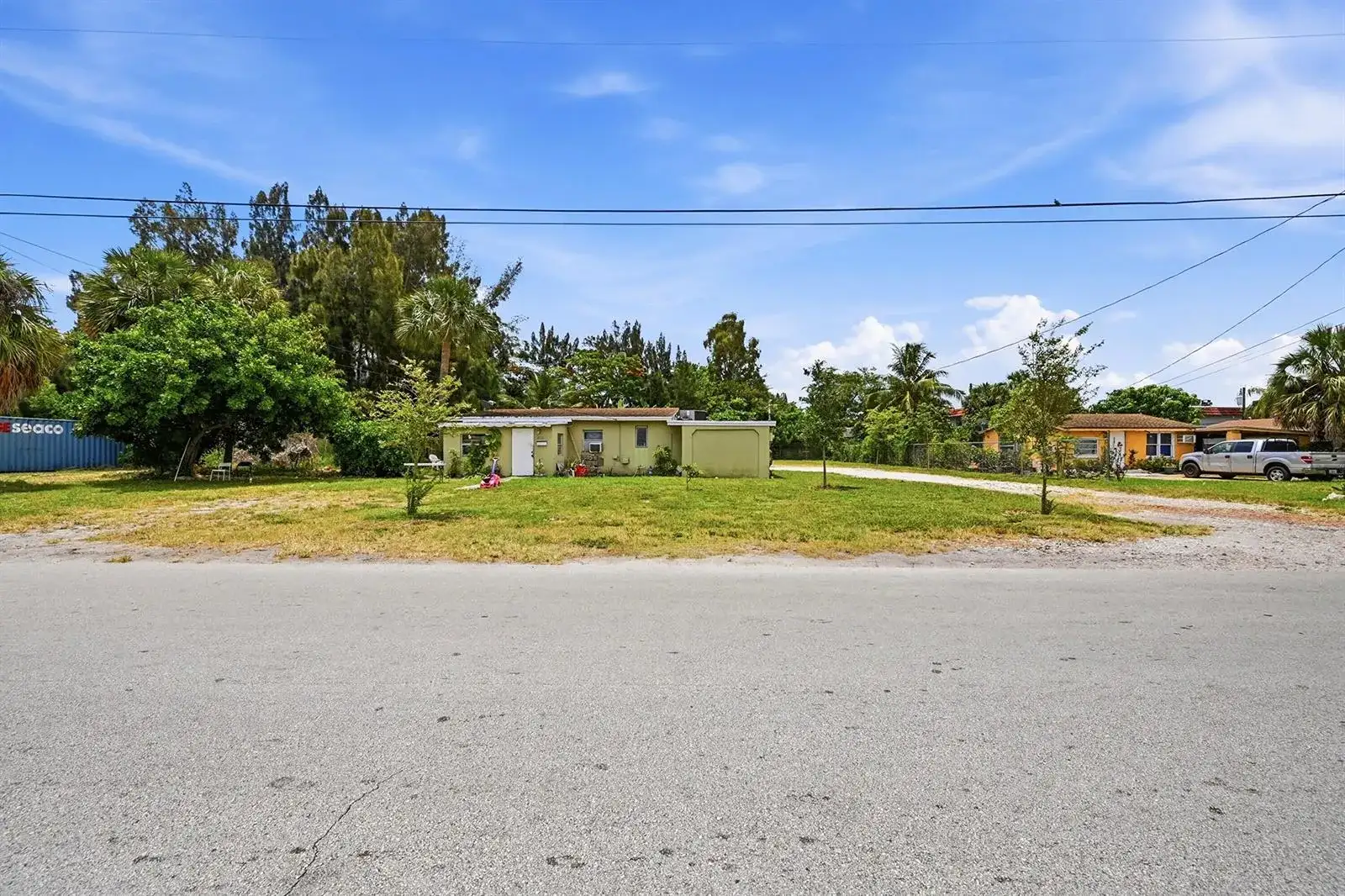 700 SW 8th Street, Pompano Beach FL 33060 photo 2