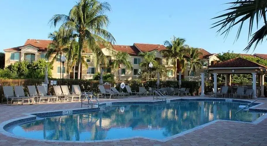 1119 Villa Circle, Boynton Beach FL 33435