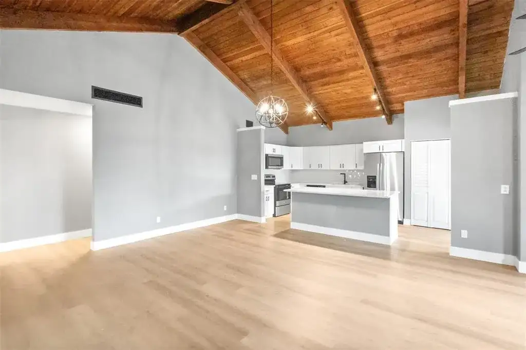 2146 Nova Village Drive, Davie FL 33317 photo 5
