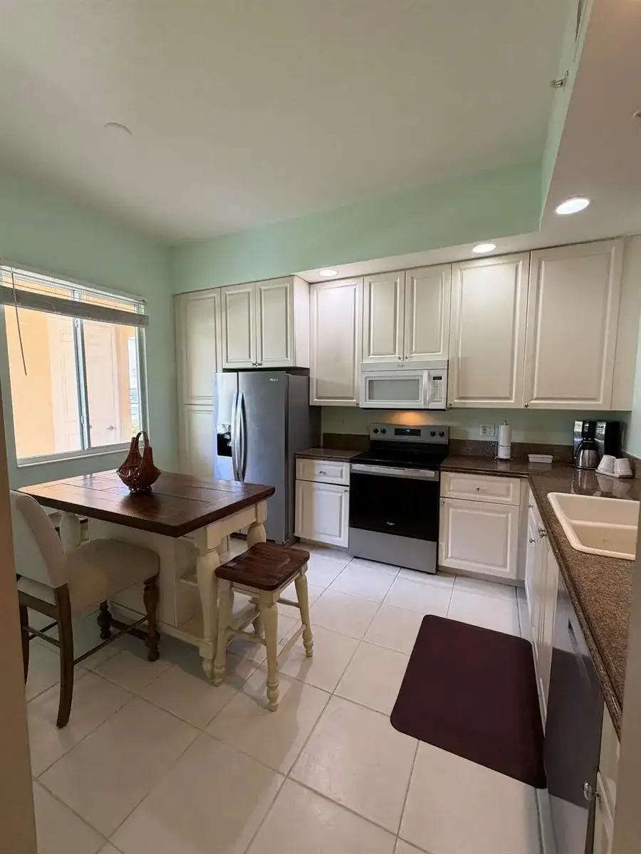 38 E Harbour Isle Dr Drive E # 106, Fort Pierce FL 34949 photo 3