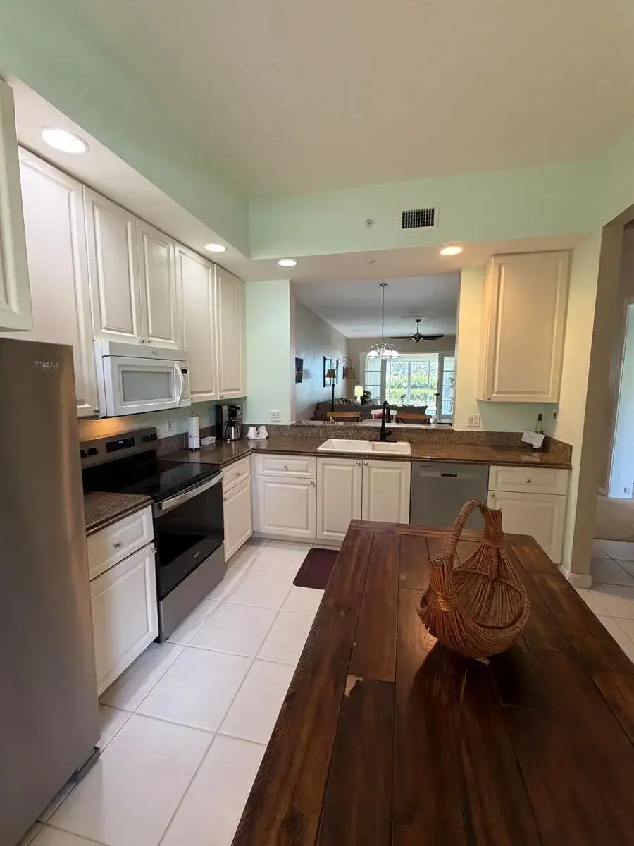38 E Harbour Isle Dr Drive E # 106, Fort Pierce FL 34949 photo 4