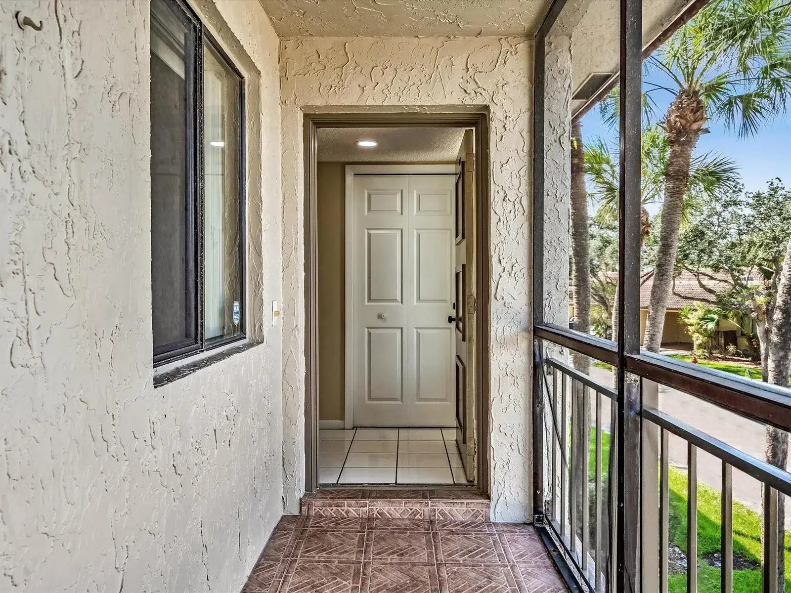 16252 Laurel Drive # 201, Weston FL 33326 photo 3