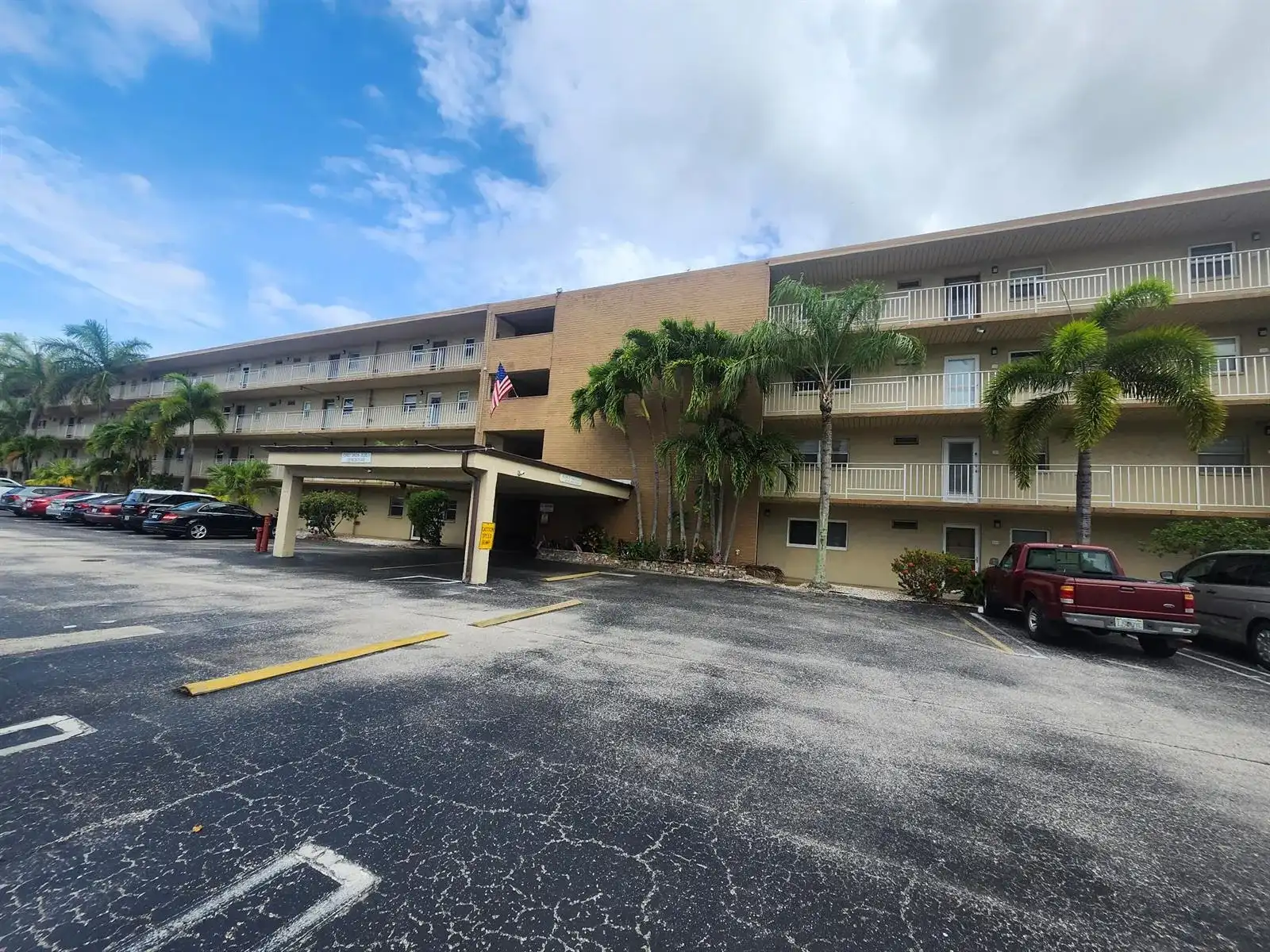 330 NE 26th Avenue # 202, Boynton Beach FL 33435