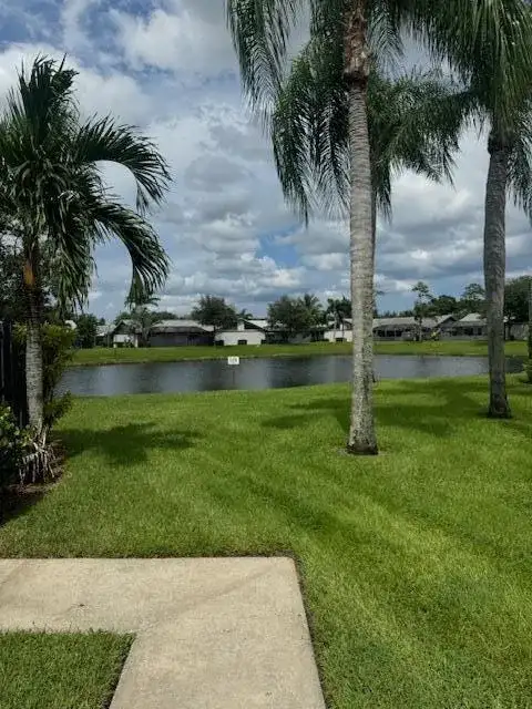 1171 Summit Trail Circle # C, West Palm Beach FL 33415 photo 2
