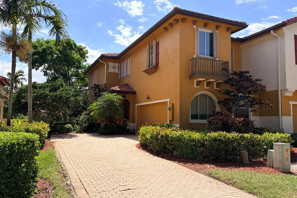 5772 NW 119th Drive, Coral Springs FL 33076