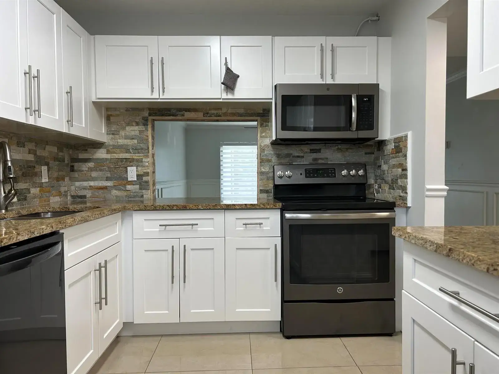 140 Lake Nancy Lane # 115, West Palm Beach FL 33411
