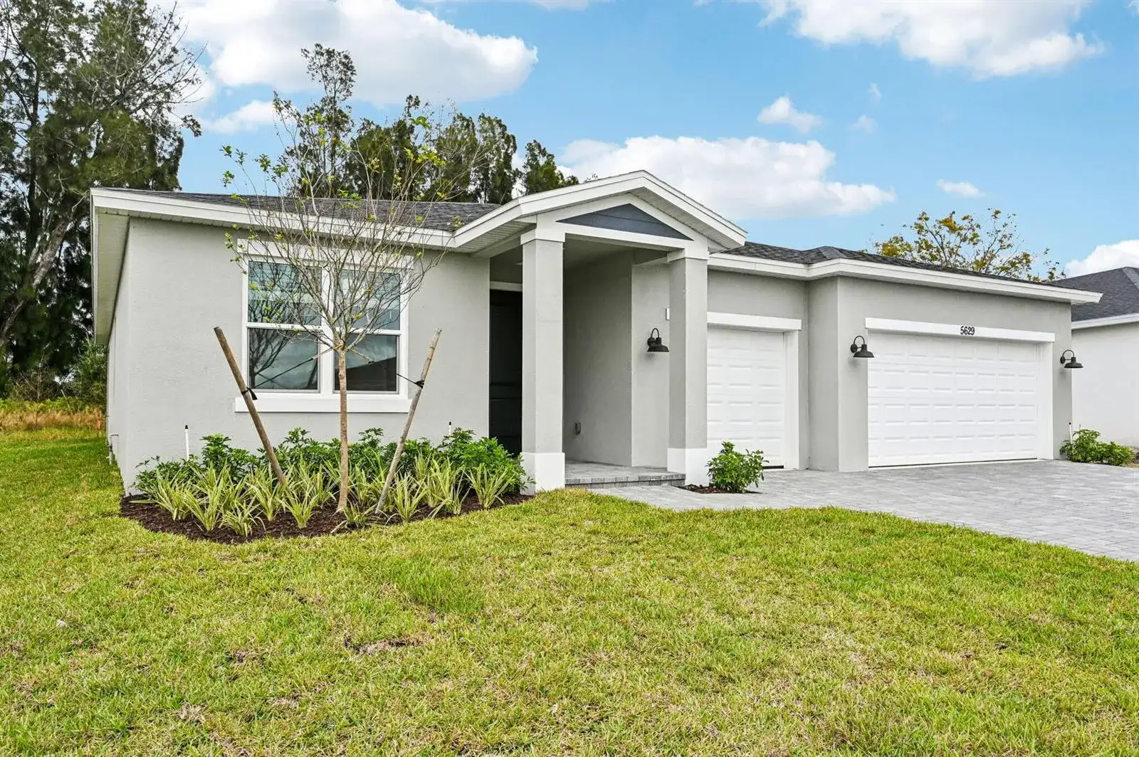 5629 Hampton Park Circle, Vero Beach FL 32966 photo 2