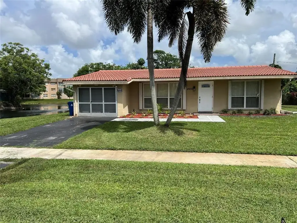 2650 NW 94th Way, Sunrise FL 33322
