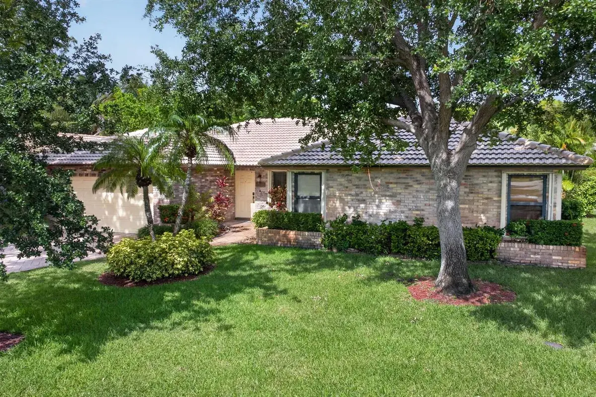 1311 NW 111th Way, Coral Springs FL 33071