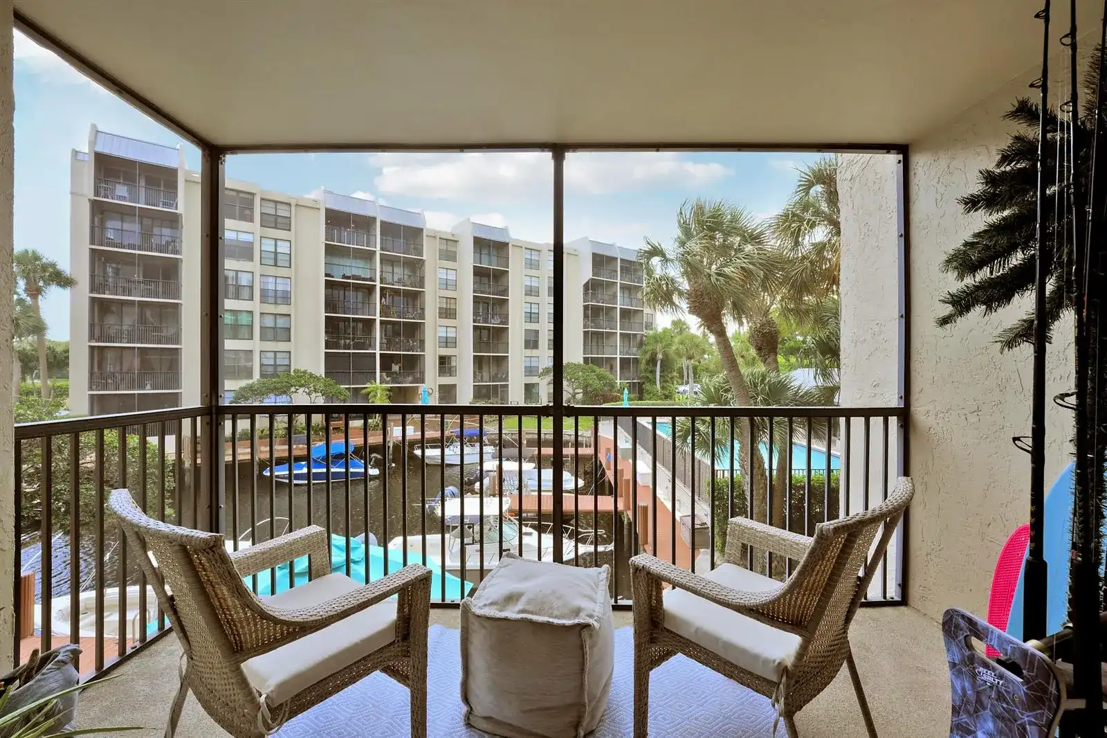 20 Royal Palm Way # 204, Boca Raton FL 33432