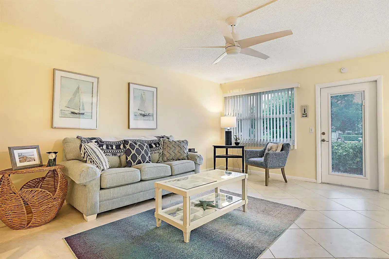 1023 Ellesmere B, Deerfield Beach FL 33442 photo 3