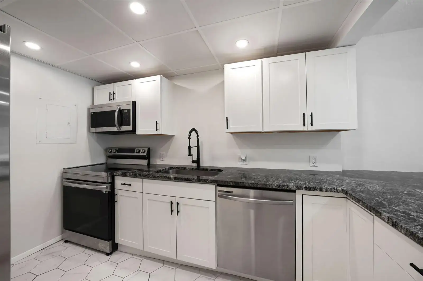 7100 NW 17th Street # 220, Plantation FL 33313 photo 3